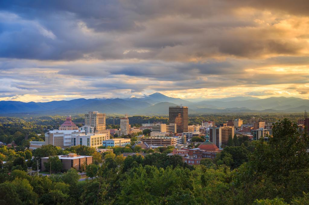 Hampton Inn Asheville - Biltmore Area 外观 照片