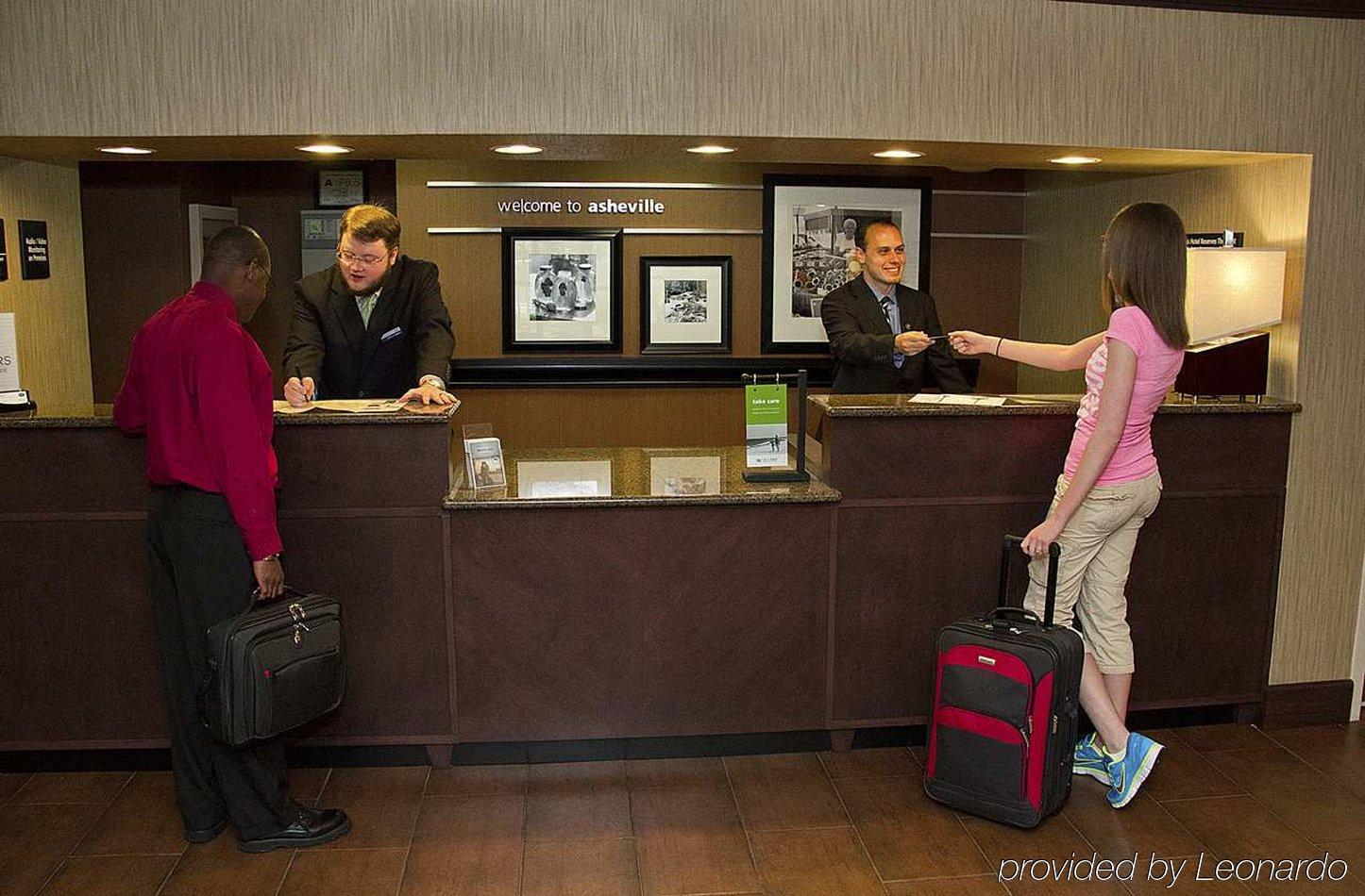 Hampton Inn Asheville - Biltmore Area 内观 照片