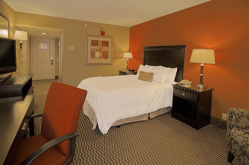 Hampton Inn Asheville - Biltmore Area 外观 照片
