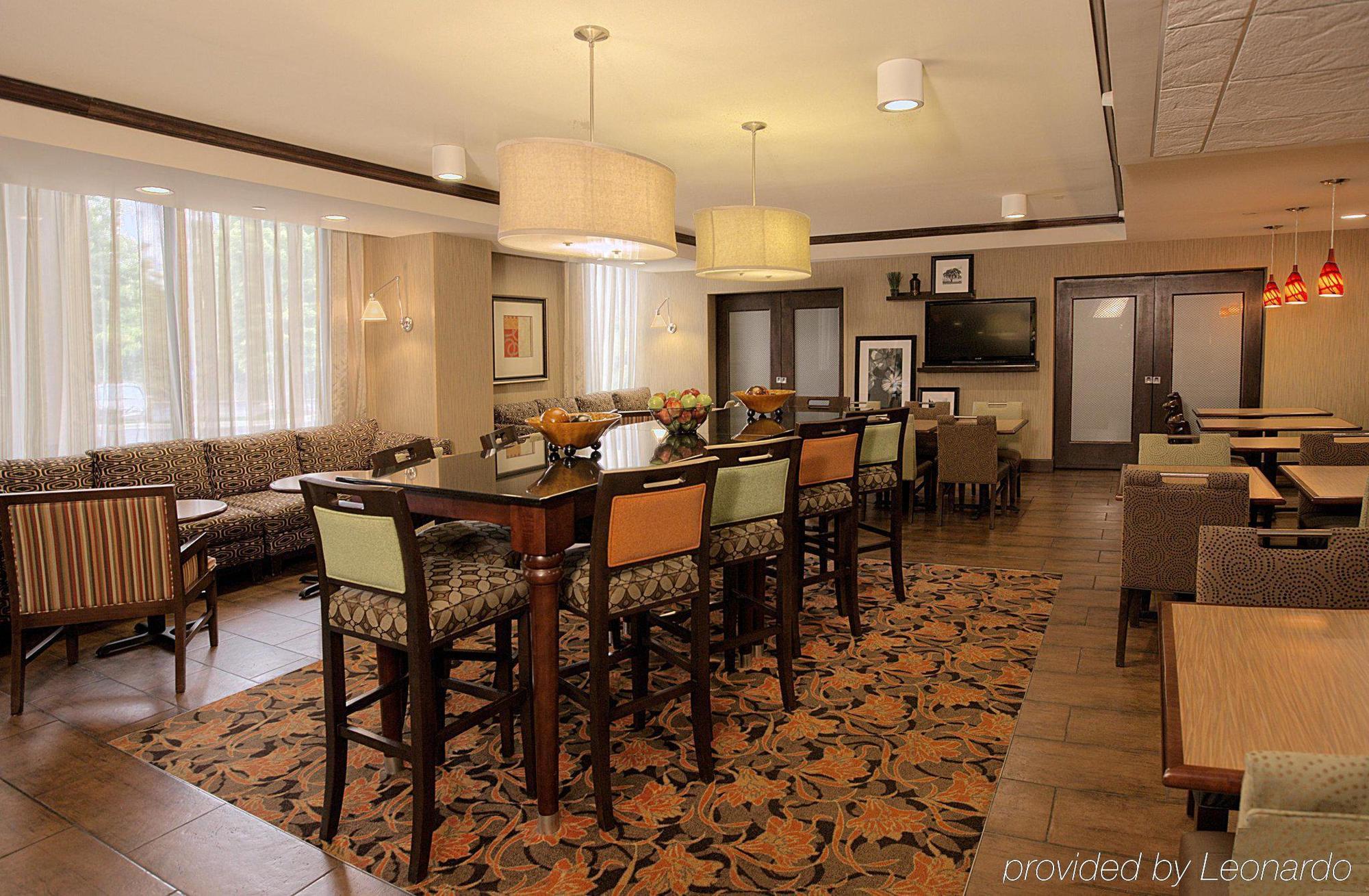 Hampton Inn Asheville - Biltmore Area 餐厅 照片