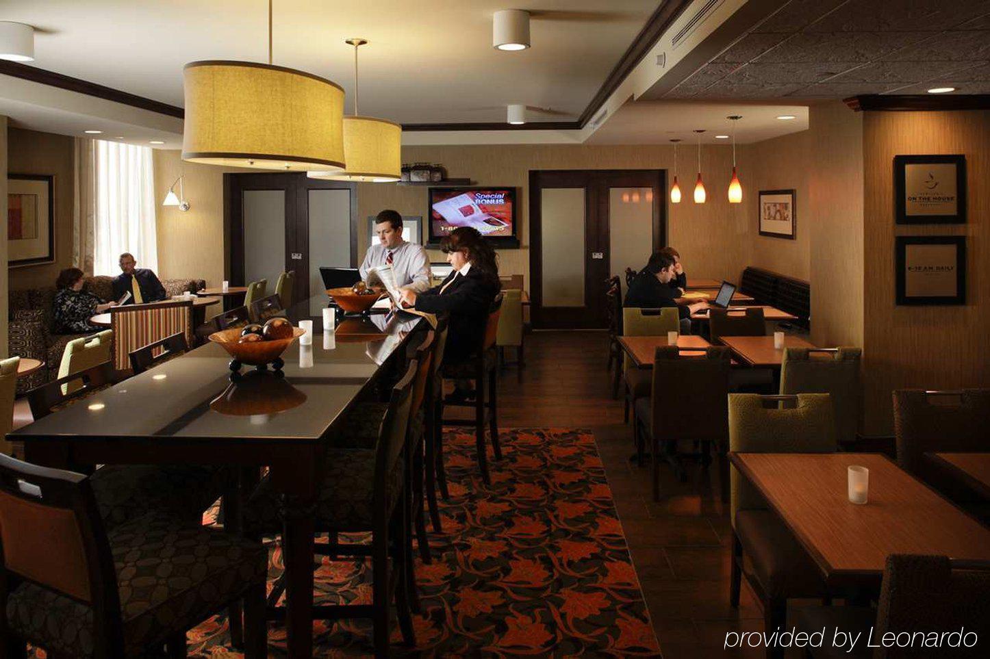 Hampton Inn Asheville - Biltmore Area 餐厅 照片